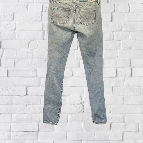Abercrombie super stretchy skinny jeans- size 2 regular - Picture 2 of 4